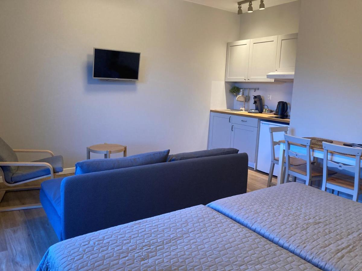 Apartamenty Black Lion Pcim Esterno foto