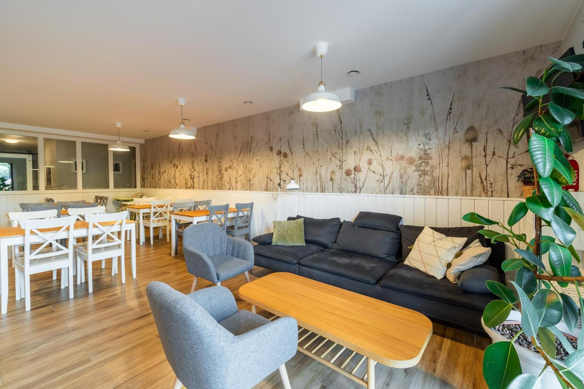 Apartamenty Black Lion Pcim Esterno foto